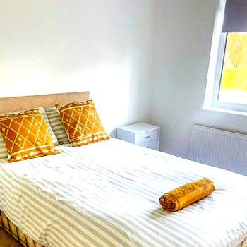 3-Bed House in London Garden & free parking