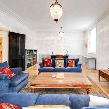 Princes Villa - large fully Self Contained Flat, 5 minutes from the sea