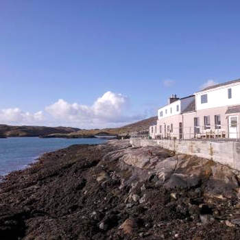 Jetty Cottage, a self-catering cottage sitting on the jetty, with sea view