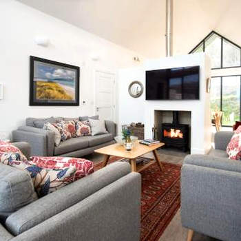 Wild Chive Lodge
