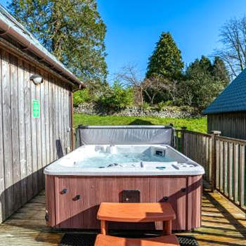 Lord Galloway 34 with Hot Tub