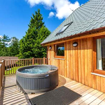 Lord Galloway 38 with Hot Tub
