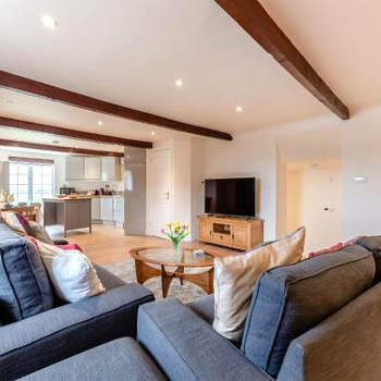 Oast View - Uk43088