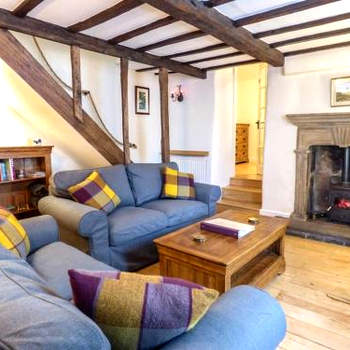 The Cottage on the Square, Wensley - Derbyshire Country Cottage.
