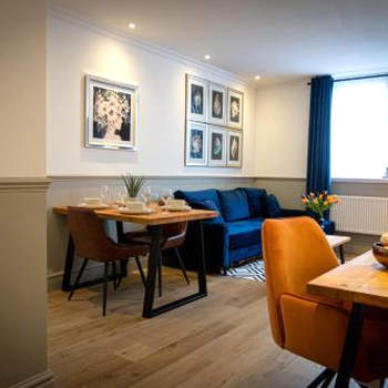 Stylish Apartment close to Beach & Town Centre