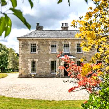 Finest Retreats - The Manor House