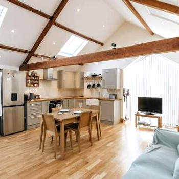 ELM HOUSE BARN - Converted One Bed Barn at the gateway to the Lake District National Park