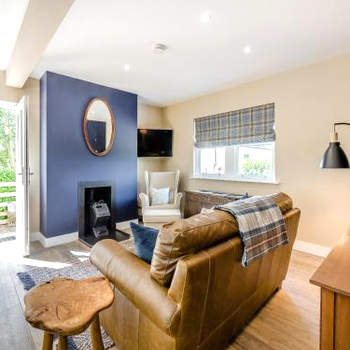 Auld Acquaintance Cottage