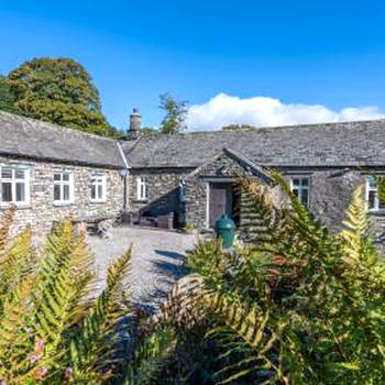 Field Head House