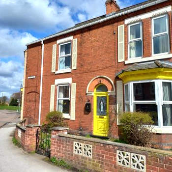 Charming 4-Bed Victorian House in Retford