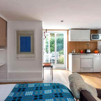 Coastal Hideaway-Big Deck,BBQ, Sauna, Dog Friendly