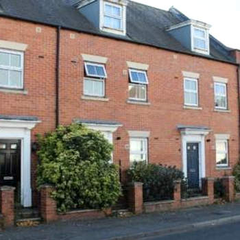 Luxury Town Centre Apartment