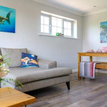 Spacious & charming apartment by the New Forest