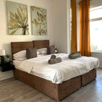 Cosy 1 Bedroom Flat in Newport-F2