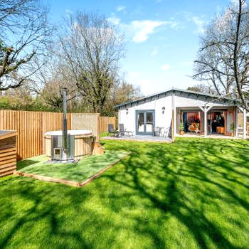 Little Yew Tree Lodge