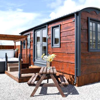 Shannons Hut - Uk43671