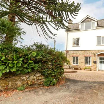 Bro Tref Cottage