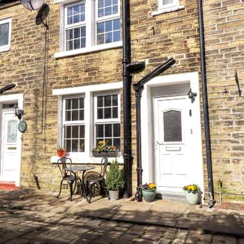 4 Pulmans Place