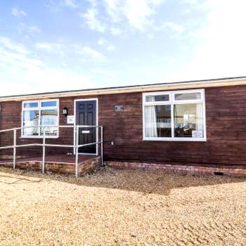 5 Berth Dog Friendly Lodge In Hunstanton By The Beach Ref 13015rn