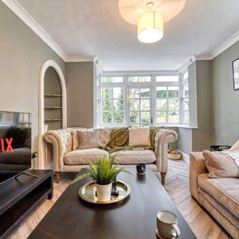 Guest Homes - Underhill House