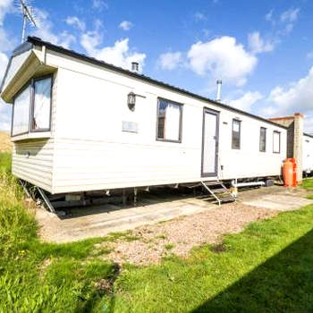 Lovely 6 Berth Caravan At Naze Marine Holiday Park In Essex Ref 17275c