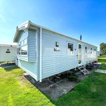 Lovely 8 Berth Caravan At Broadland Sands Holiday Park In Suffolk Ref 20016bs