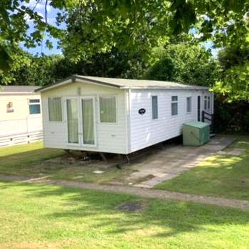 Beautiful 6 Berth Caravan With Wifi In Hampshire Ref 81337sb