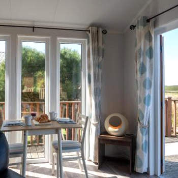 4 Meadow View